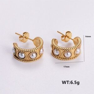 Elegant Gold and Pearl Hoop Earrings